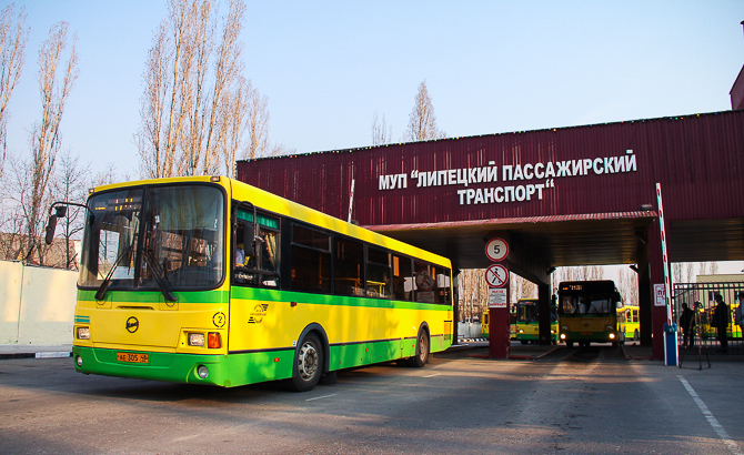 Расписание движения автобусов на городских маршрутах